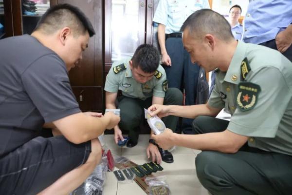 奔驰宝马游戏机压分法